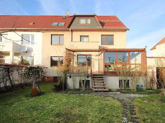 Mehrfamilienhaus zum Kauf 519.000 € 8 Zimmer 300 m² 1.000 m² Grundstück Neu Olvenstedt Magdeburg 39130