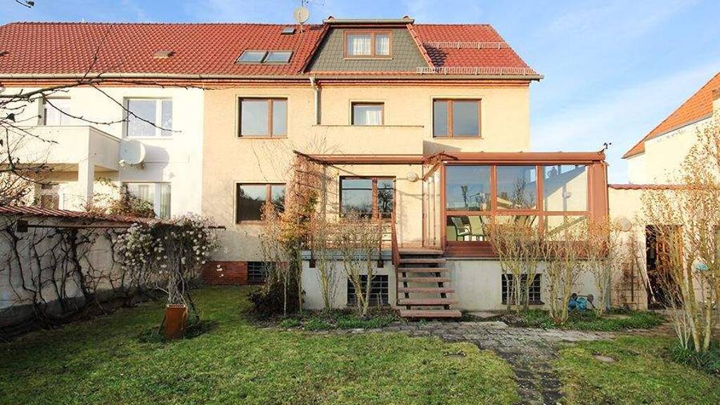 Mehrfamilienhaus zum Kauf 519.000 € 8 Zimmer 300 m² 1.000 m² Grundstück Neu Olvenstedt Magdeburg 39130
