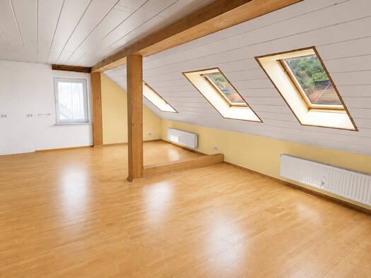 Wohnung zur Miete 660 € 2 Zimmer 74 m² frei ab sofort Blieskasteler Straße 86 St. Ingbert Sankt Ingbert 66386