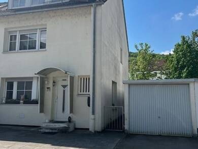 Haus zum Kauf 330.000 € 7 Zimmer 115 m² 288 m² Grundstück Kelheim Kelheim 93309