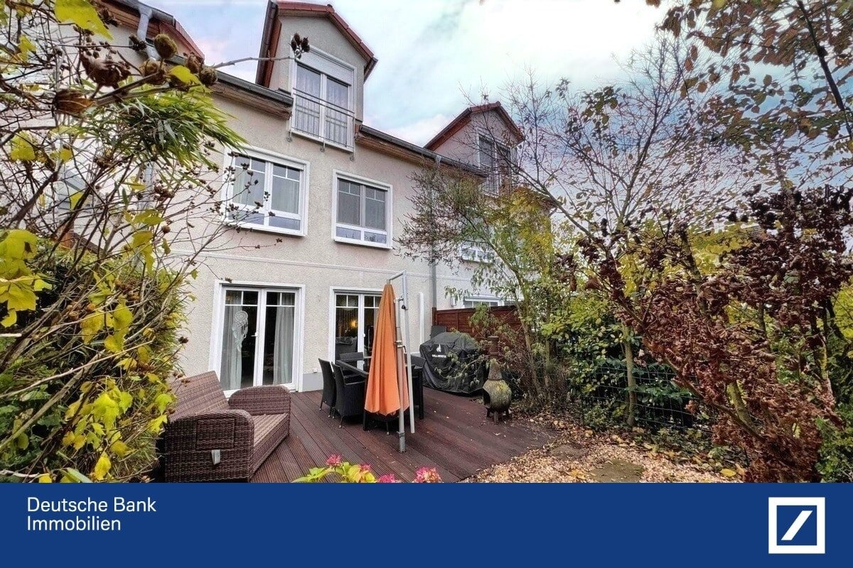 Reihenmittelhaus zum Kauf 895.000 € 5 Zimmer 145 m²<br/>Wohnfläche 177 m²<br/>Grundstück Kalbach-Riedberg Frankfurt 60438