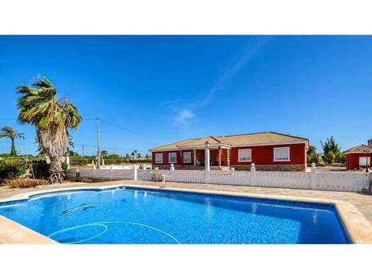 Chalet zum Kauf 714.000 € 6 Zimmer 300 m² 14.000 m² Grundstück Elx / Elche 03139