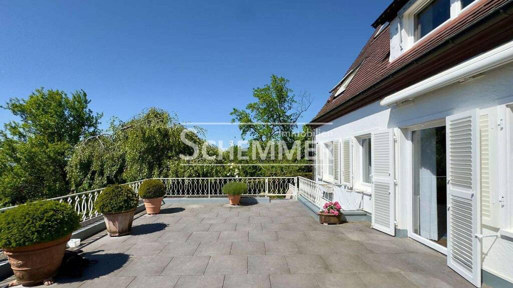 Einfamilienhaus zum Kauf 900.000 € 8 Zimmer 258 m² 1.346 m² Grundstück Badenweiler 79410