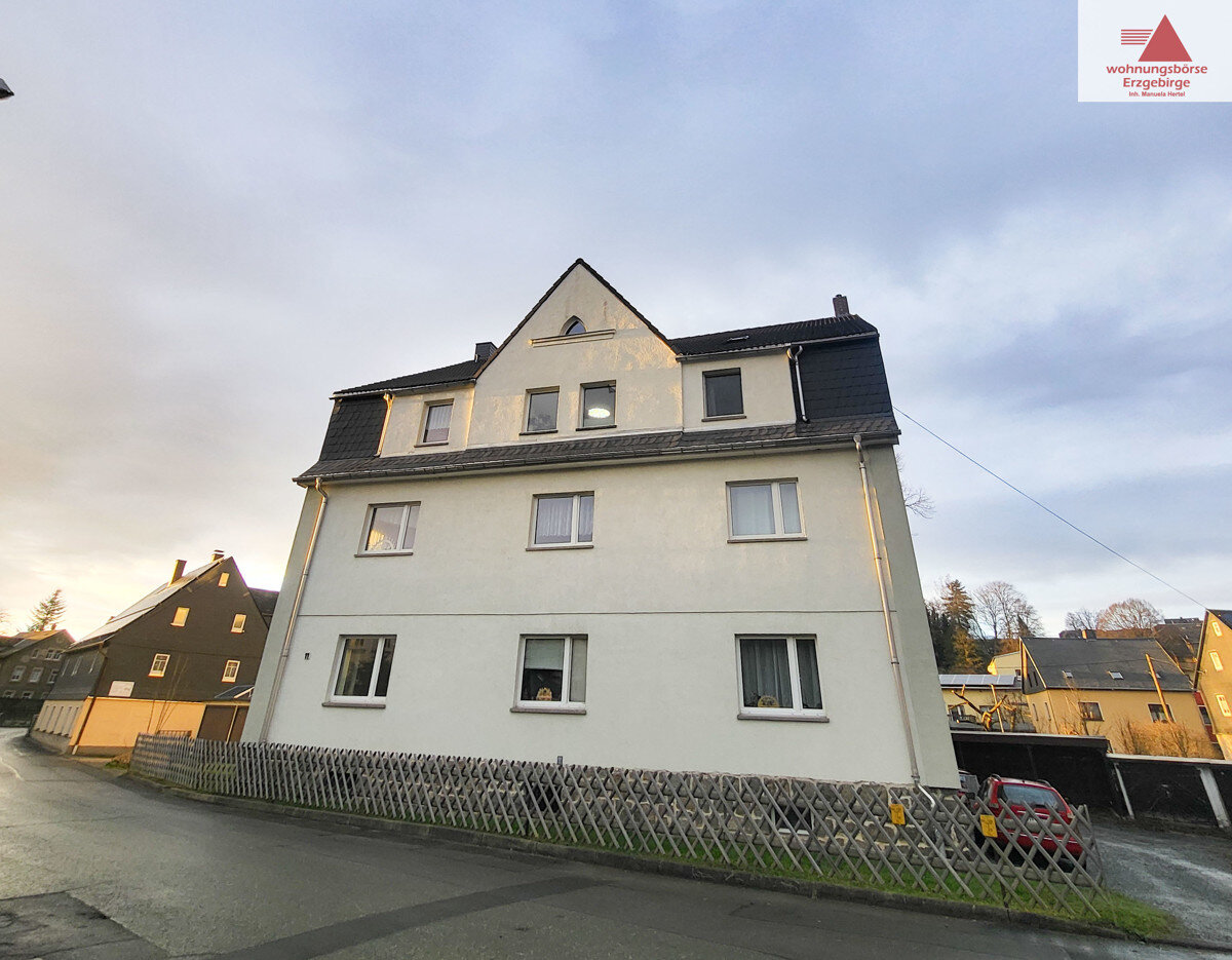 Wohnung zur Miete 290 € 2 Zimmer 61 m²<br/>Wohnfläche 2.<br/>Geschoss ab sofort<br/>Verfügbarkeit Am Plan 11 Thalheim / Erzgebirge 09380