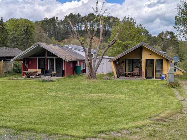 Mehrfamilienhaus zum Kauf provisionsfrei 180.000 € 1 Zimmer 60 m² 720 m² Grundstück Ahrhütte Blankenheim 53945