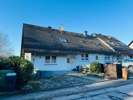 Reihenendhaus zum Kauf 298.000 € 6 Zimmer 132,2 m² 292 m² Grundstück Strombach Gummersbach 51643