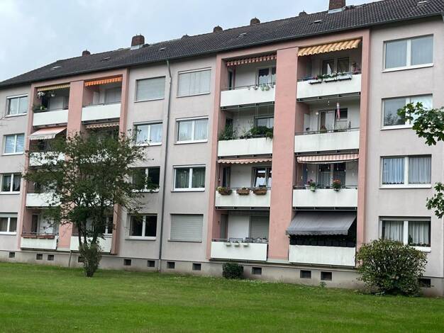 Wohnung zum Kauf provisionsfrei 299.900 € 3 Zimmer 64,8 m² 3. Geschoss Heinrich-Seliger-Straße 12 Niederrad Frankfurt 60528