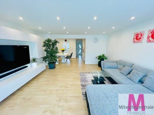 Haus zur Miete Wohnen auf Zeit 1.990 € 5 Zimmer 150 m² frei ab 01.10.2025 Thon Nürnberg 90425
