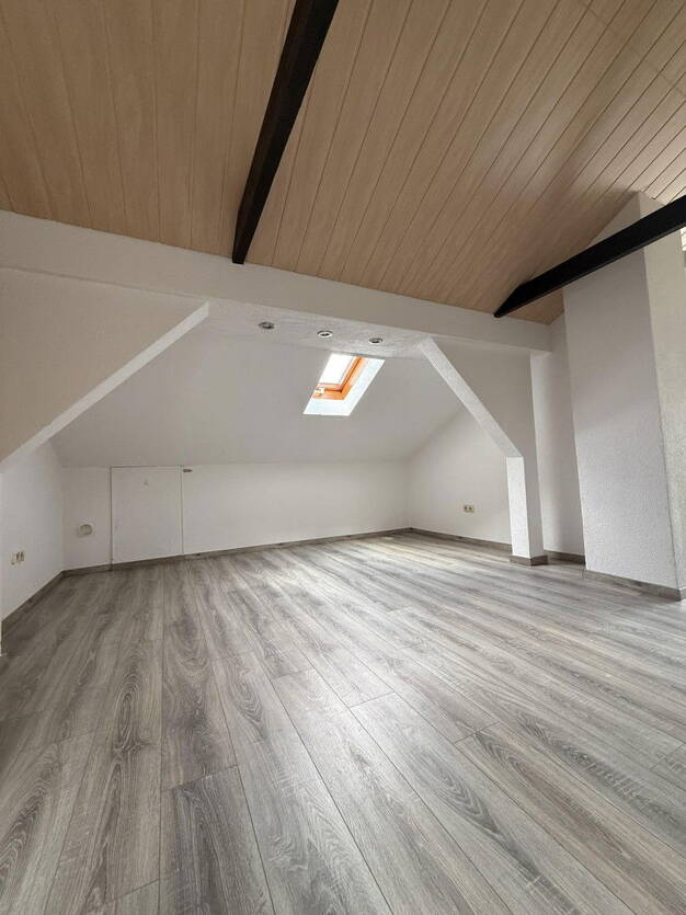 Wohnung zur Miete 650 € 3 Zimmer 71 m² Dachgeschoss, 2. Geschoss Hainstr. 15 Bad Endbach Bad Endbach 35080