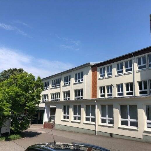 Bürofläche zur Miete 800 € 8 Zimmer 200 m²<br/>Bürofläche ab 50 m²<br/>Teilbarkeit Limbach-Oberfrohna Limbach-Oberfrohna 09212