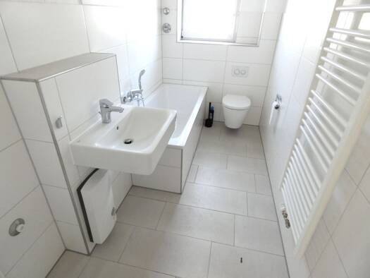 Wohnung zur Miete 536 € 2 Zimmer 56,1 m² 1. Geschoss Schliemannstr. 2 Frohnhausen Stadtbezirk III 45144