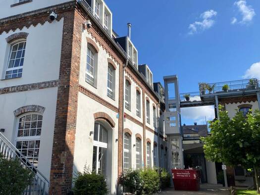 Bürofläche zur Miete 1.750 € 3 Zimmer 133 m² Bürofläche Radebeul 01445