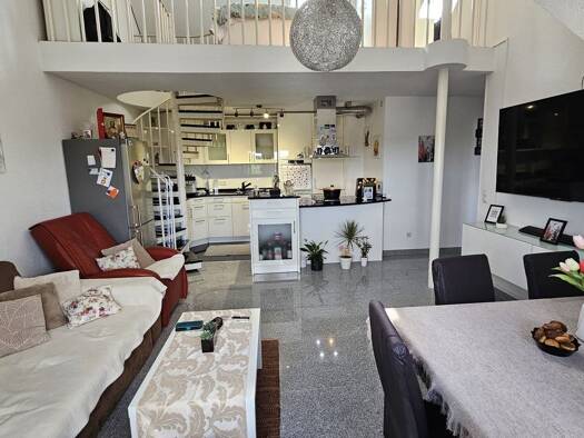 Maisonette zum Kauf provisionsfrei 269.900 € 3 Zimmer 69,7 m² Geschoss 6/7 frei ab sofort Innenstadt Fürth 90762