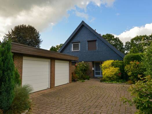 Einfamilienhaus zum Kauf 399.000 € 4 Zimmer 153 m² 699 m² Grundstück frei ab sofort Bad Bramstedt 24576