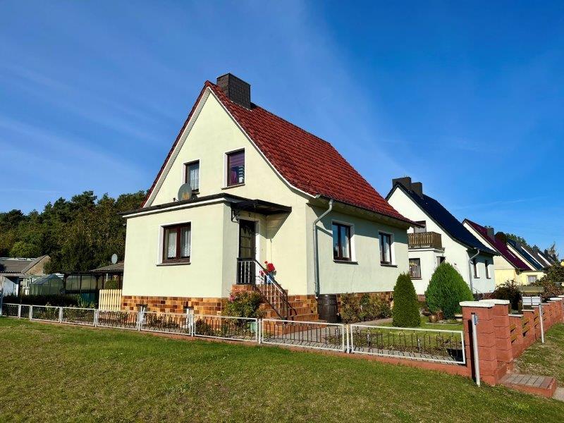 Einfamilienhaus zum Kauf 230.000 € 5 Zimmer 147 m²<br/>Wohnfläche 1.065 m²<br/>Grundstück Poseritz Poseritz 18574