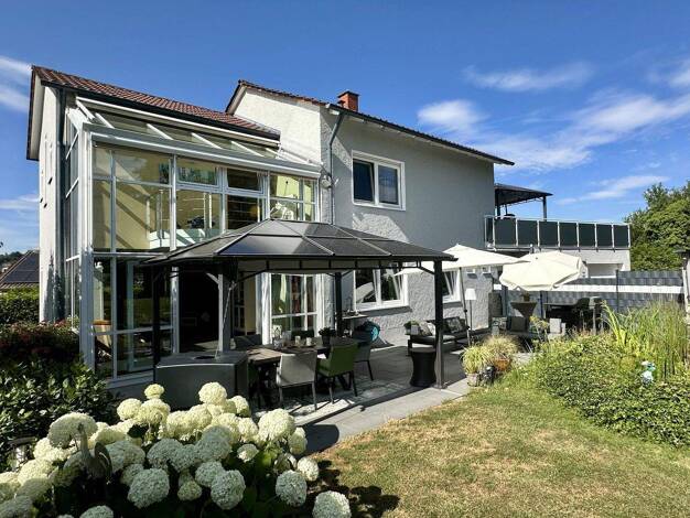 Einfamilienhaus zum Kauf provisionsfrei 799.000 € 5 Zimmer 253,6 m² 818 m² Grundstück Südweststadt Pforzheim 75172