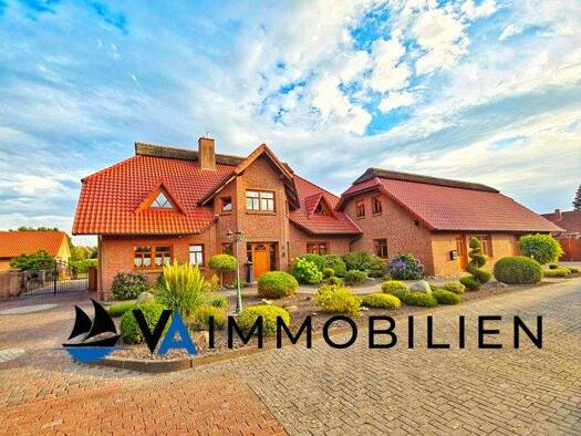 Einfamilienhaus zum Kauf 6 Zimmer 300 m² 2.105 m² Grundstück Veenhusen Moormerland 26802