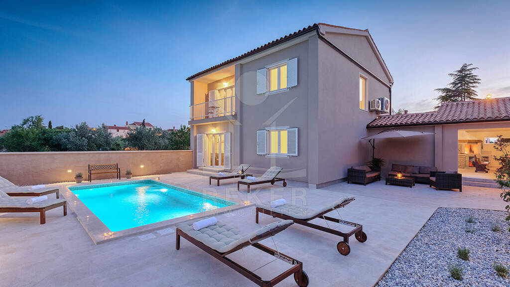 Villa zum Kauf 720.000 € 5 Zimmer 180 m² 500 m² Grundstück Stinjan