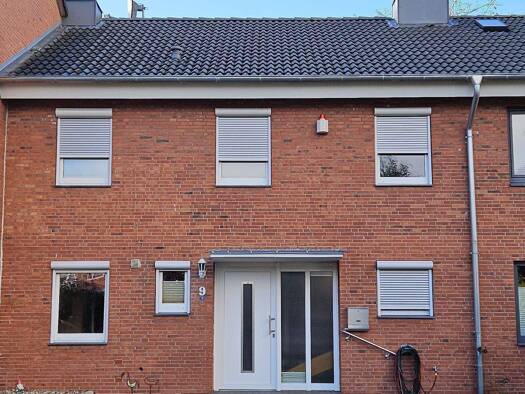 Reihenmittelhaus zum Kauf 279.000 € 5 Zimmer 130 m² 291 m² Grundstück frei ab sofort Rendsburg 24768