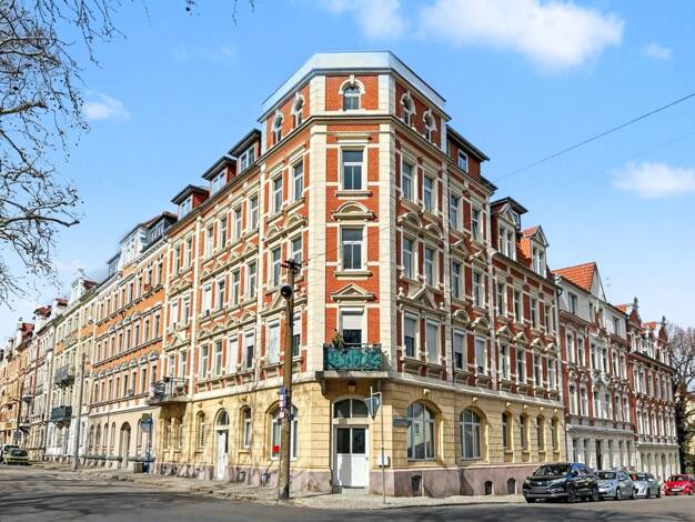 Wohnung zum Kauf 50.000 € 2 Zimmer 60,1 m² 3. Geschoss Altriesa Riesa 01589
