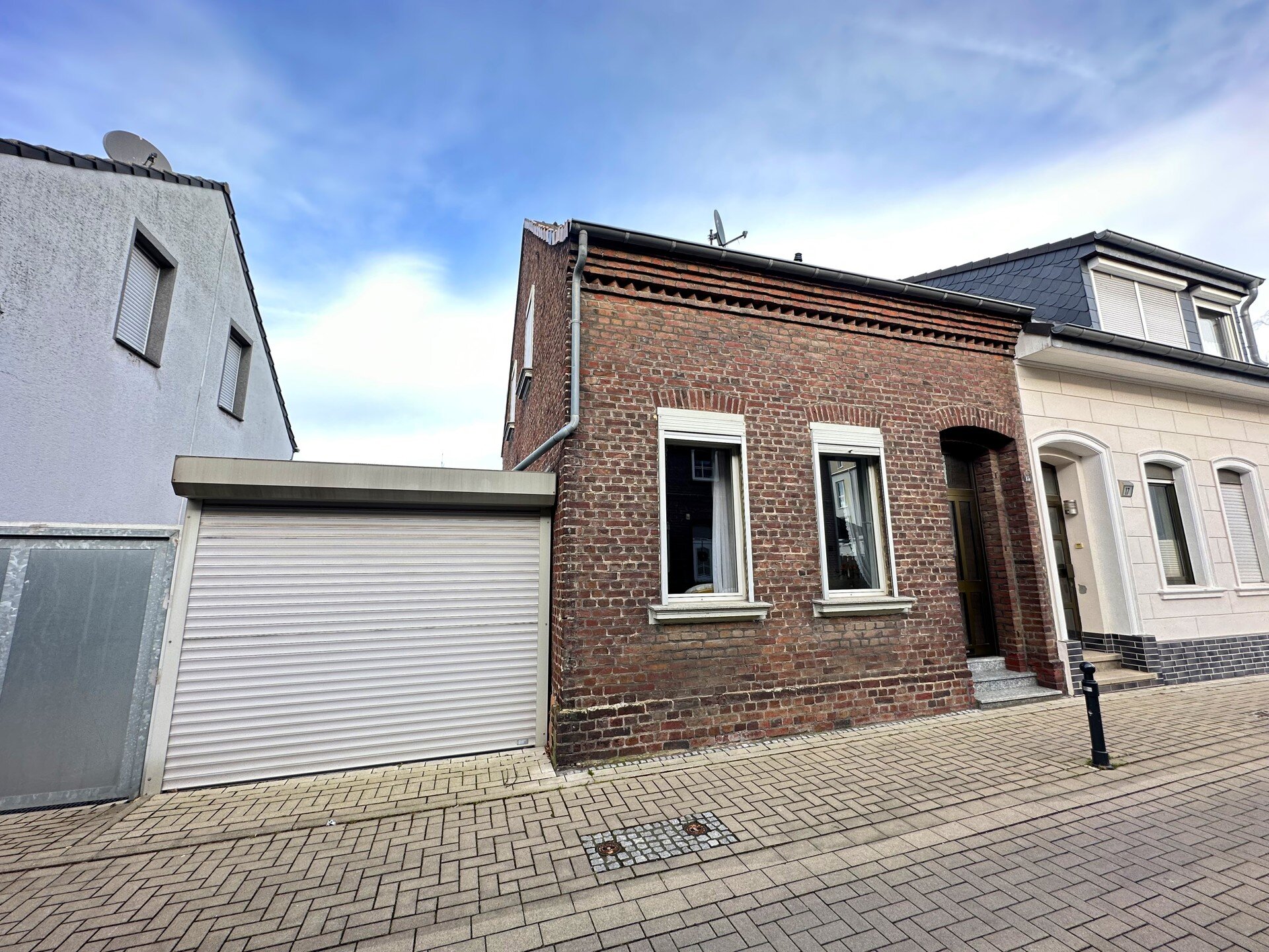 Einfamilienhaus zum Kauf 160.000 € 5 Zimmer 105 m²<br/>Wohnfläche 274 m²<br/>Grundstück Neersen Willich 47877