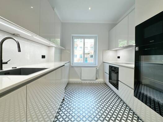 Wohnung zur Miete 1.290 € 3 Zimmer 62,8 m² EG Weberstr. 7 Reutershagen West 18069