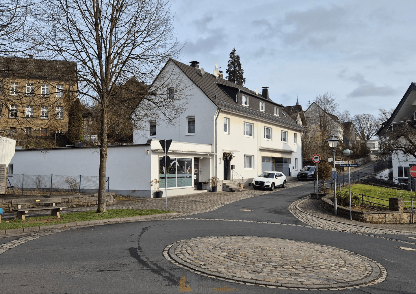 Immobilie in Ruppichteroth - Wohn-/ Geschäftshaus mit Potenzial in zentraler Lage von Ruppichteroth - Bild 0