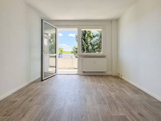 Studio zur Miete 185 € 1 Zimmer 30,8 m² 2. Geschoss Gellertstraße 22 Jößnitz 08547