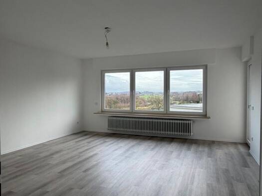 Wohnung zur Miete 1.500 € 4,5 Zimmer 105 m² Geschoss EG/2 frei ab 01.01.2026 Heiligenhaus Overath 51491
