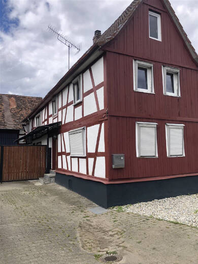 Einfamilienhaus zum Kauf provisionsfrei 175.000 € 3 Zimmer 104 m² 714 m² Grundstück frei ab sofort Taunusstr. 11 Ober - Schmitten Nidda 63667