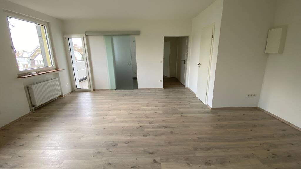 Studio zur Miete 376 € 1 Zimmer 43 m² 3. Geschoss Hamborner Altmarkt 1-3 Alt-Hamborn Duisburg 47166