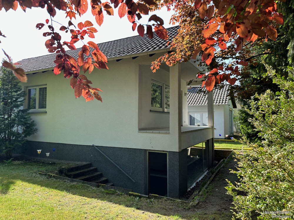 Einfamilienhaus zum Kauf 695.000 € 6 Zimmer 188 m²<br/>Wohnfläche 548 m²<br/>Grundstück Heusenstamm Heusenstamm 63150