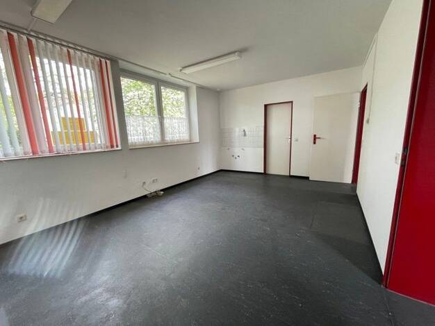 Bürofläche zur Miete provisionsfrei 1.960 € 9 Zimmer 191,9 m² Bürofläche Bielefelder Str. 19 Schölerberg Osnabrück 49082