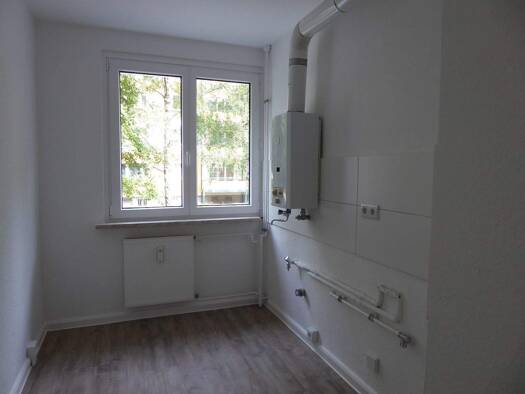 Wohnung zur Miete 267 € 3 Zimmer 57,7 m² EG Kastanienweg 45 Bernburg Bernburg (Saale) 06406