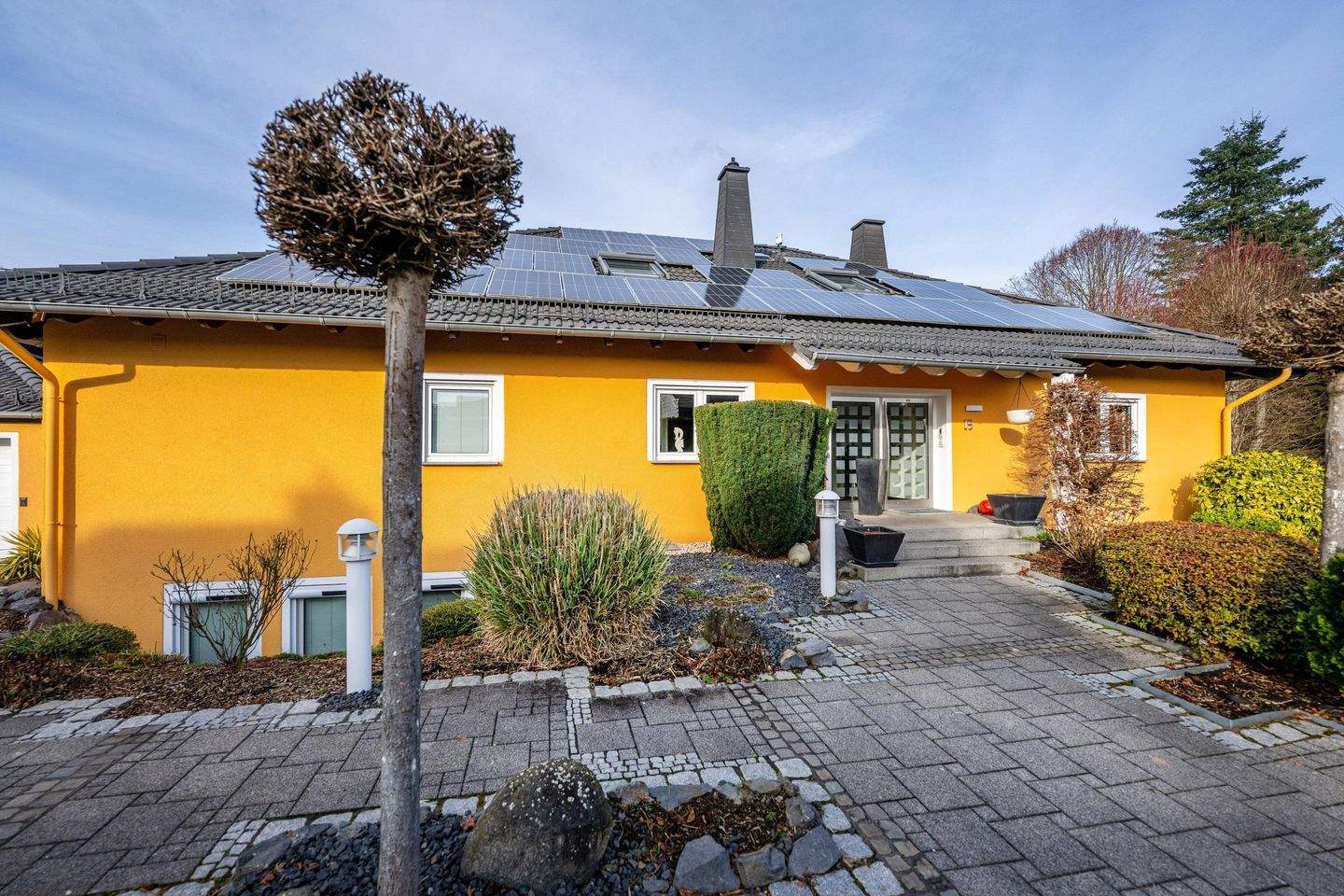 Immobilie in Eitelborn - Eine Immobilie, die nicht nur Wohnraum bietet, sondern Möglichkeiten schafft! - Bild 1