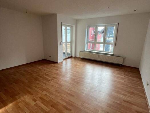 Wohnung zur Miete 570 € 3 Zimmer 79 m² 2. Geschoss frei ab sofort Bahnhofstr. 7 Steinach 96523