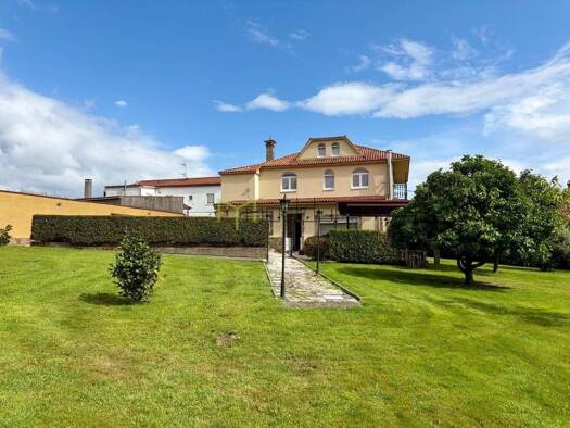 Villa zum Kauf 460.000 € 5 Zimmer 293 m² Lugar Pedreira 76 Teo 15866