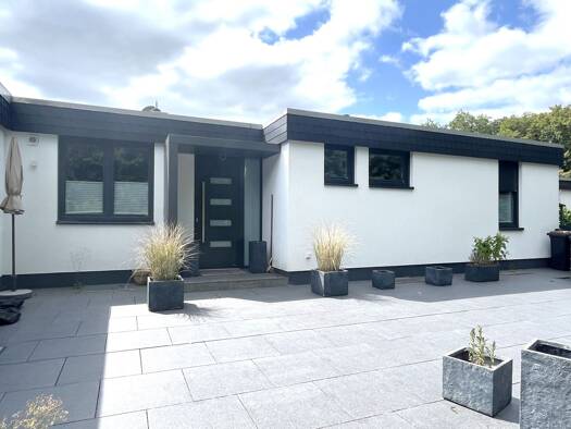 Bungalow zum Kauf 650.000 € 3 Zimmer 123 m² 402 m² Grundstück frei ab sofort Sprendlingen Dreieich 63303