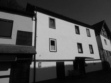 Haus zum Kauf 949.000 € 8 Zimmer 335 m² 2.183 m² Grundstück Staufenberg Staufenberg 35460