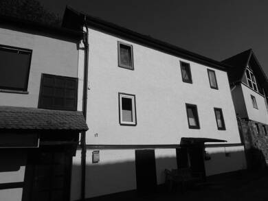 Haus zum Kauf 949.000 € 8 Zimmer 335 m² 2.183 m² Grundstück Staufenberg Staufenberg 35460
