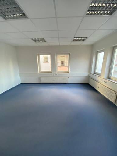 Bürofläche zur Miete provisionsfrei 370 € 4 Zimmer 91,9 m² Bürofläche Bismarckstr. 2 Rochlitz Rochlitz 09306