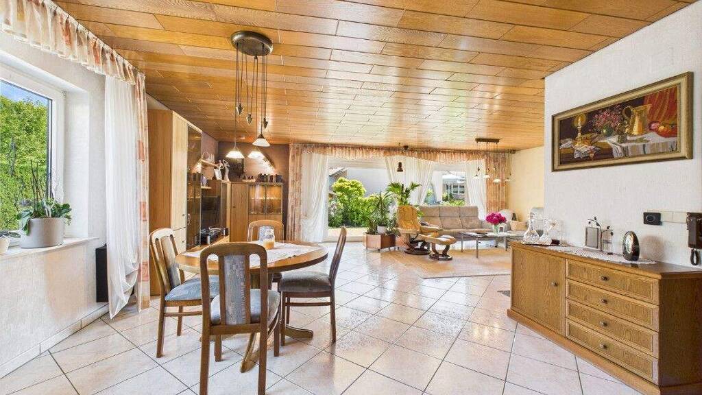 Einfamilienhaus zum Kauf 745.000 € 6 Zimmer 238,4 m² 845 m² Grundstück Wörth Wörth am Rhein 76744