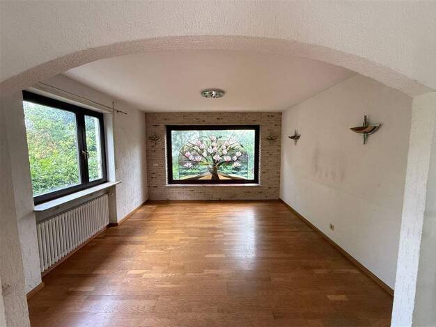 Einfamilienhaus zum Kauf 475.000 € 6 Zimmer 200 m² 706 m² Grundstück frei ab sofort Alt-Saarbrücken Saarbrücken 66117
