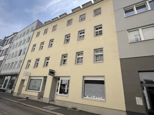 Wohnung zur Miete 800 € 3 Zimmer 88 m² Geschoss 1/3 frei ab sofort Zeuggasse 13 Innenstadt Innenstadt 86150