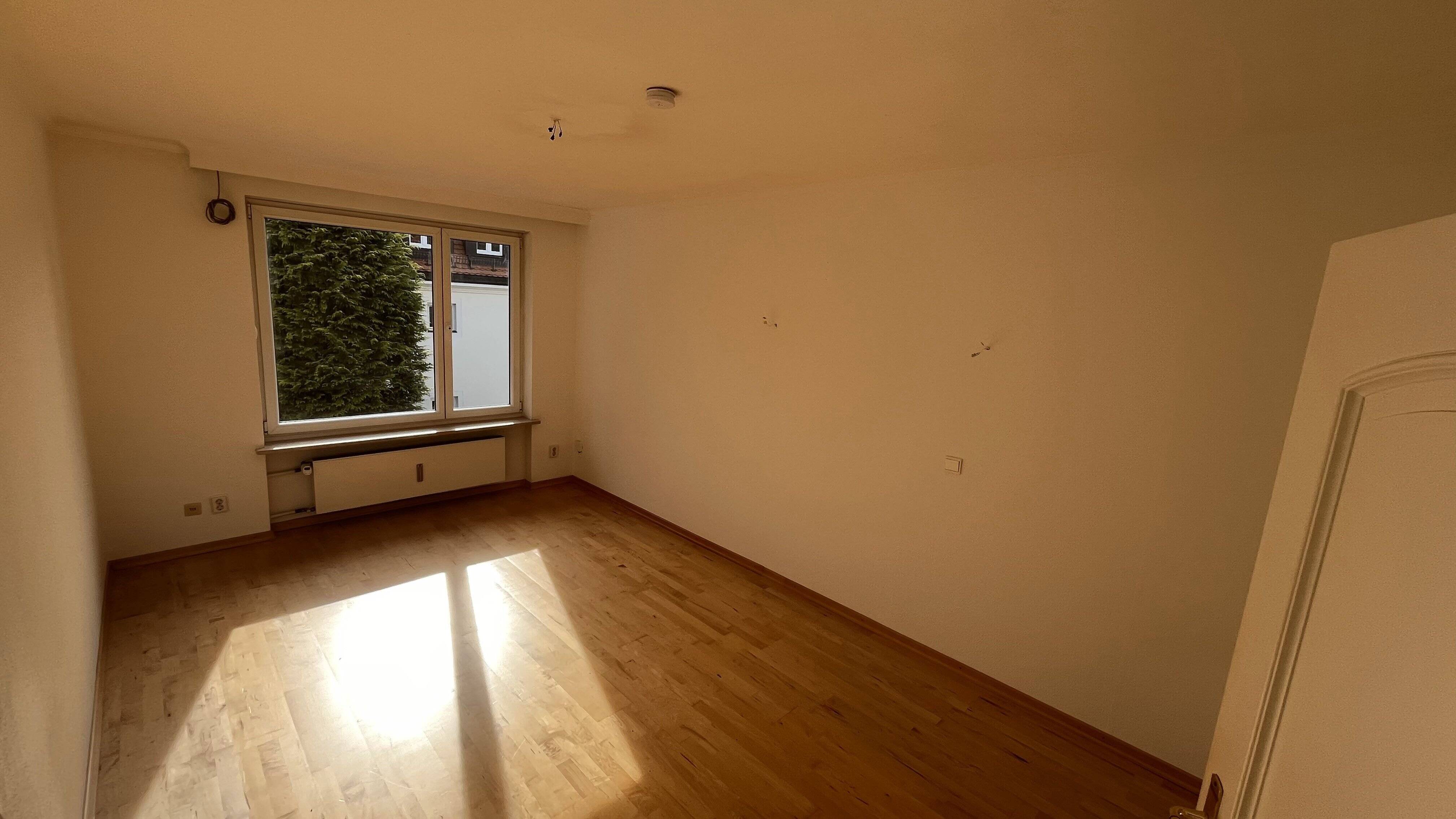 Property thumbnail 11