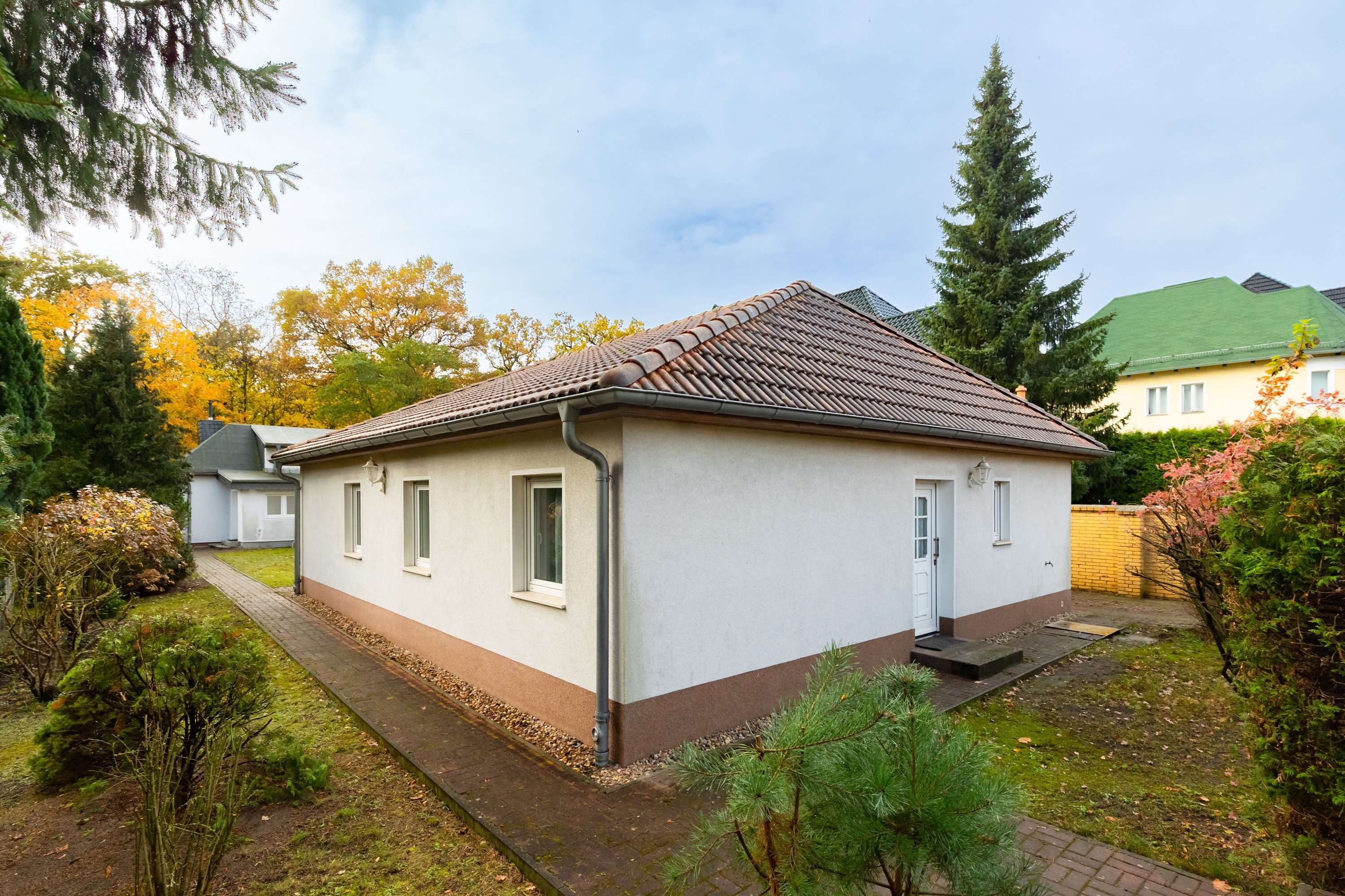 Einfamilienhaus zum Kauf 479.000 € 4 Zimmer 90 m²<br/>Wohnfläche 493 m²<br/>Grundstück ab sofort<br/>Verfügbarkeit Mahlsdorf Berlin 12623