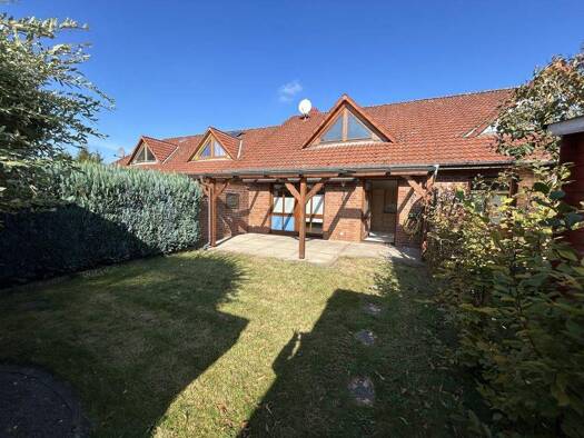 Reihenmittelhaus zum Kauf 180.000 € 3 Zimmer 68 m² 243 m² Grundstück Wietzendorf 29649