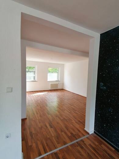 Wohnung zur Miete 862 € 5,5 Zimmer 165,1 m² 1. Geschoss frei ab sofort Werdumer Straße 106 Altengroden Wilhelmshaven 26386