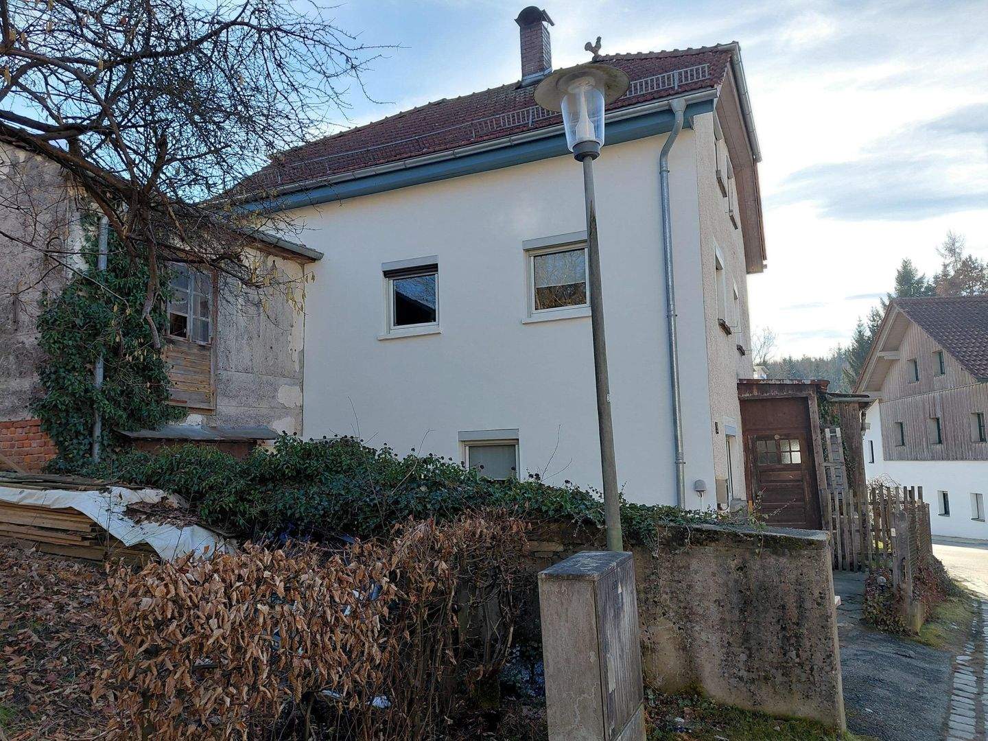 Immobilie in Röhrnbach - * OFFENES DACHSTUDIO MIT CHARME * Sanierungsobjekt mit vielen Optionen zwischen Passau und Freyung - Bild 2