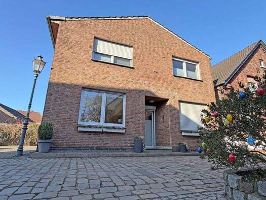 Einfamilienhaus zum Kauf 550.000 € 8 Zimmer 246 m² 408 m² Grundstück Krudenburg Hünxe 46569